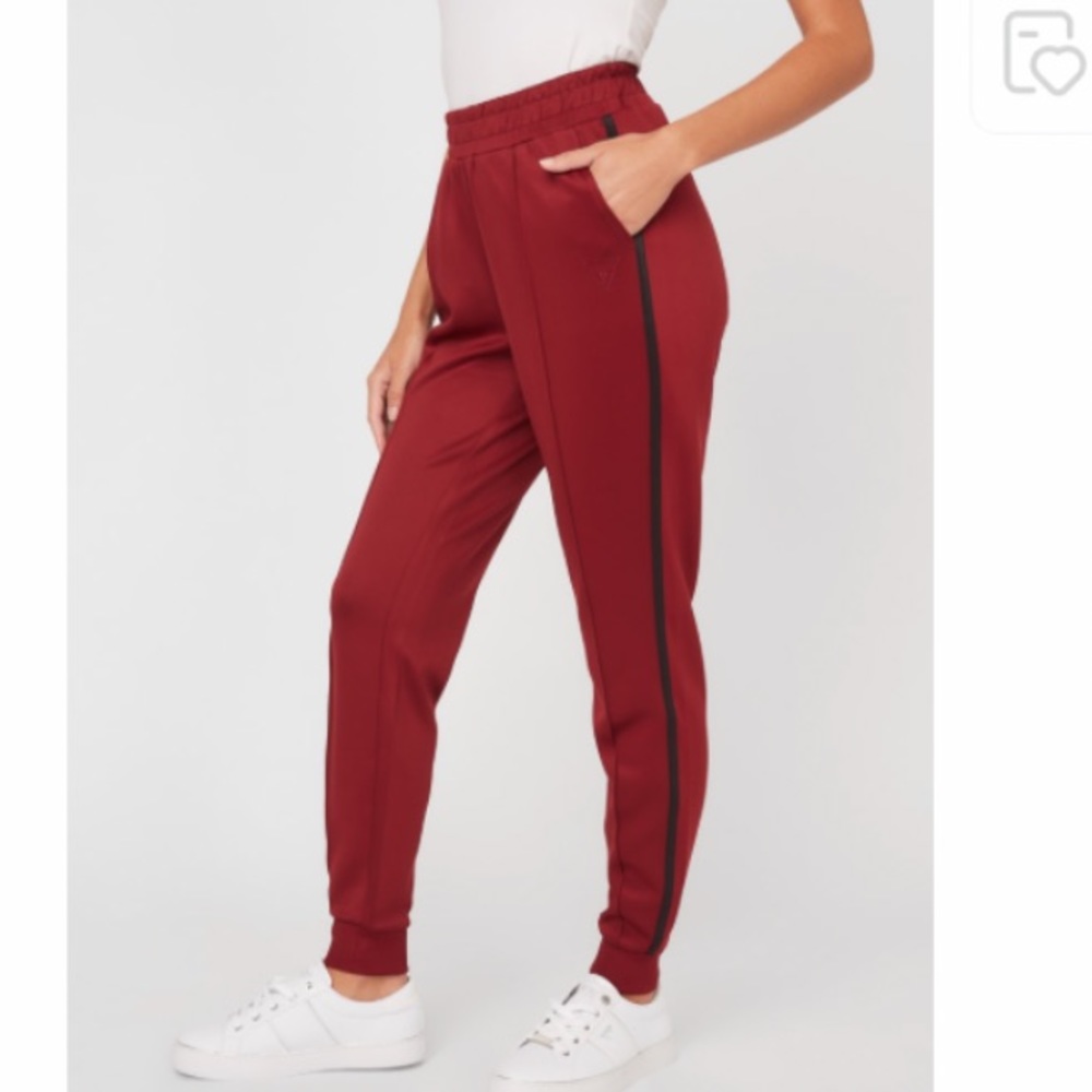 Guess Jogger